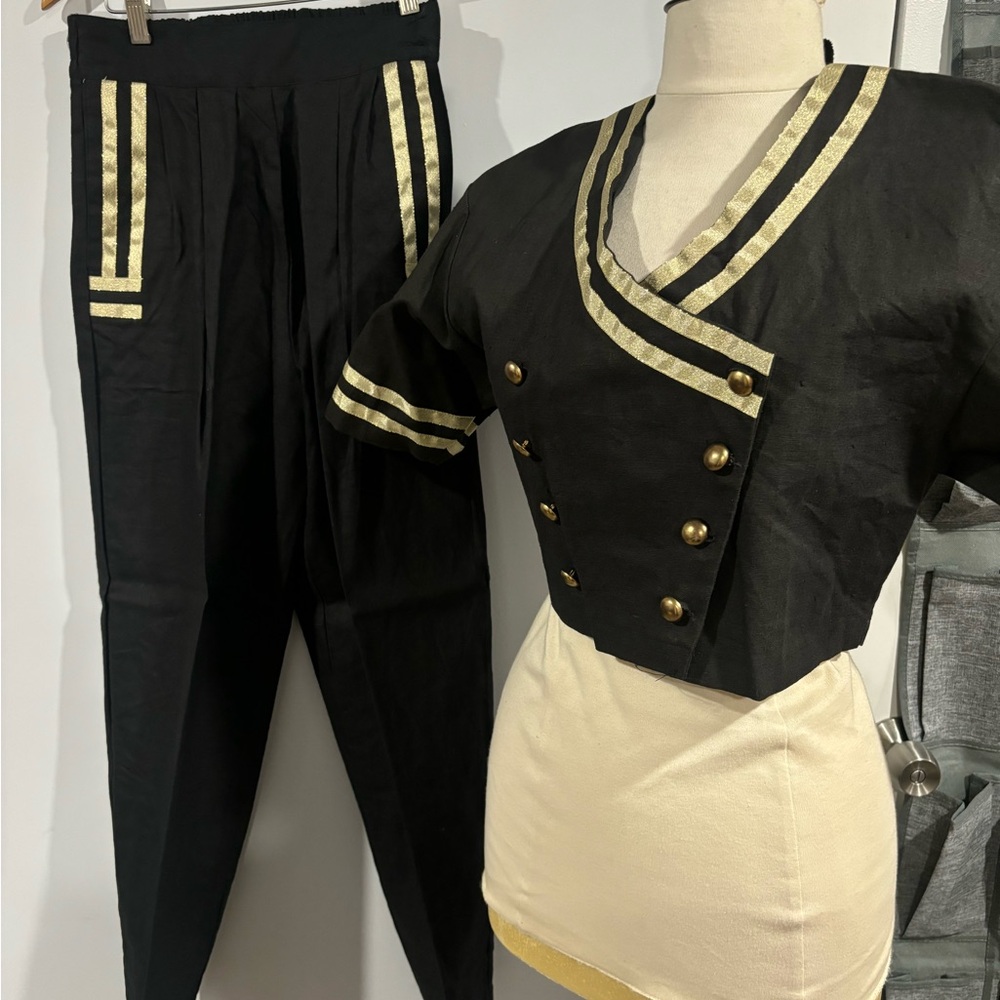 vintage Black and Gold Women's pantsuit